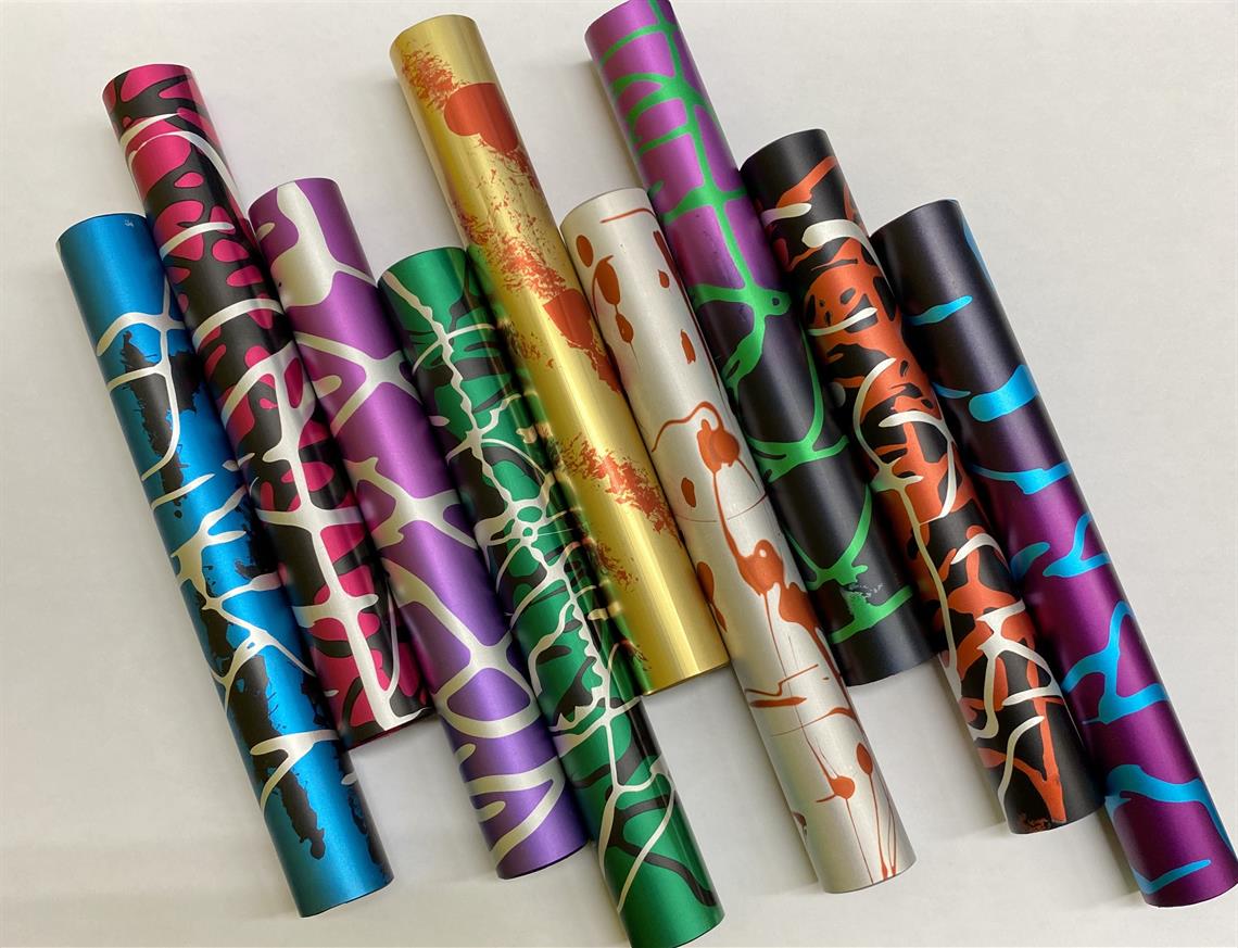 Eloxierte Aluminiumröhrchen mit mehrfarbiger Splash-Optik